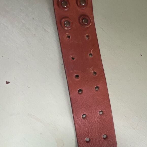American Eagle size M brown leather belt. - Picture 10 of 11